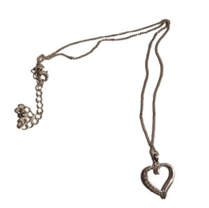 Liz CLAIBORNE Heart necklace silver tone pendant and chain with rhinestones